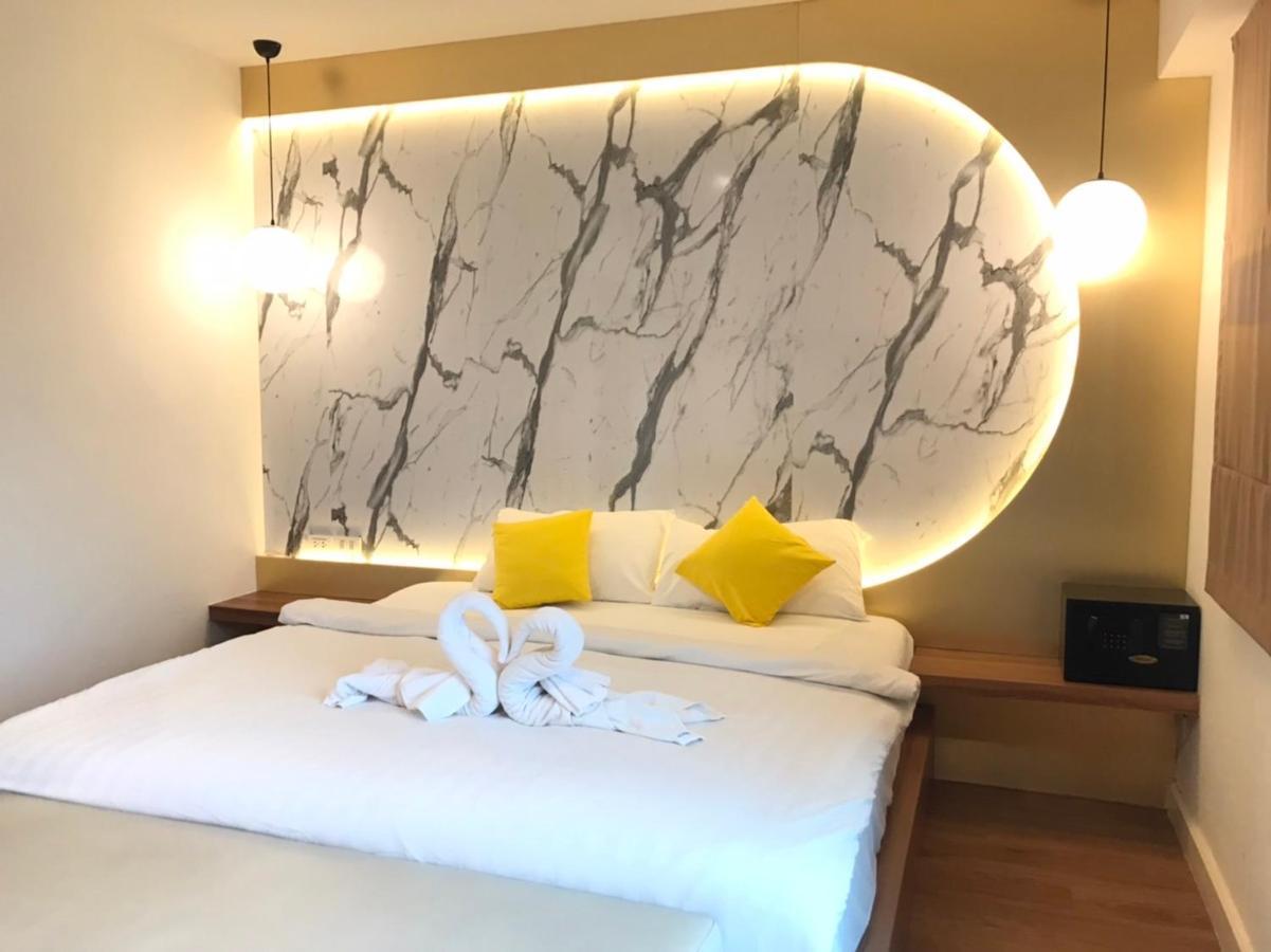 La La Moon Krabi Poshtel'N' Pool Bed & Breakfast Bagian luar foto