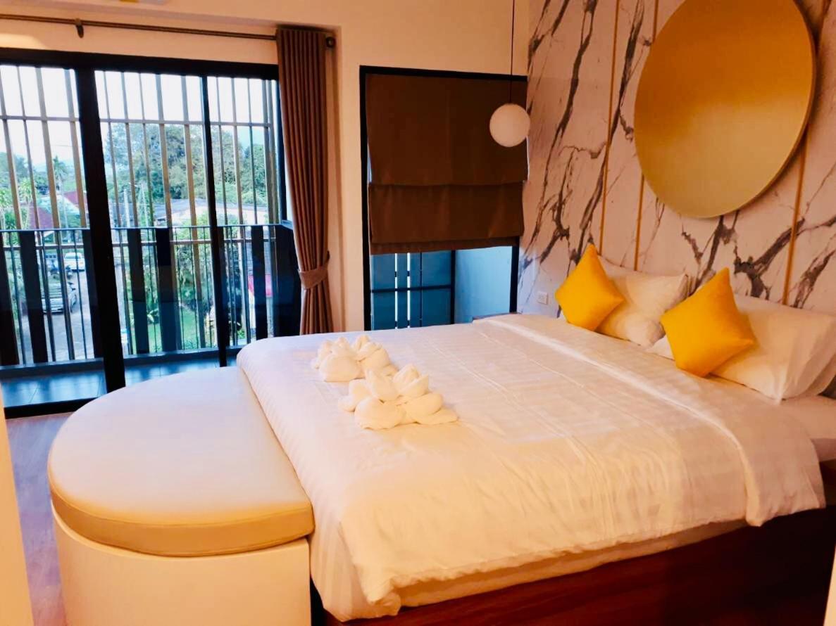La La Moon Krabi Poshtel'N' Pool Bed & Breakfast Bagian luar foto