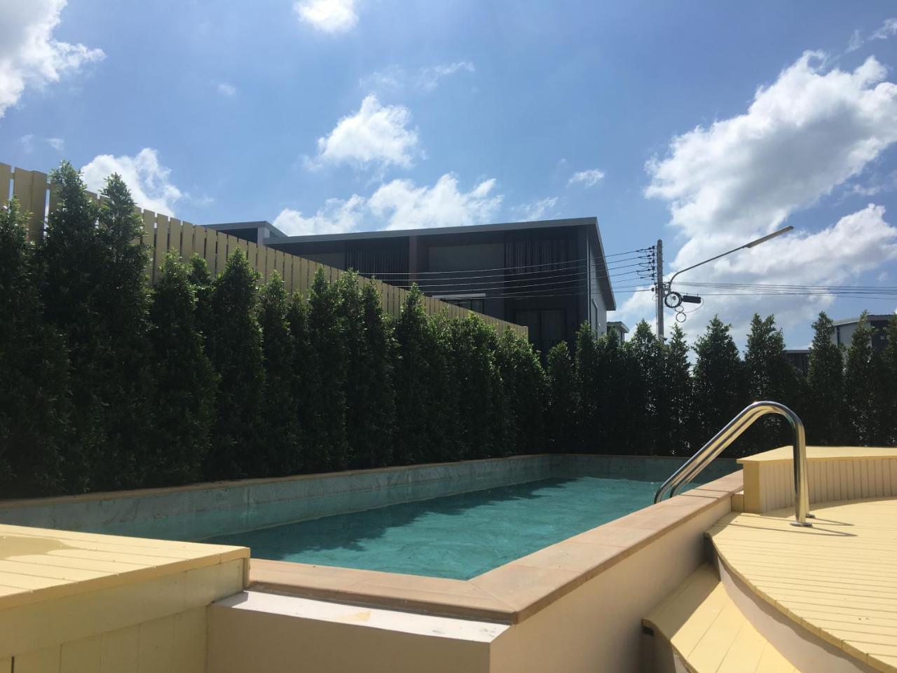 La La Moon Krabi Poshtel'N' Pool Bed & Breakfast Bagian luar foto